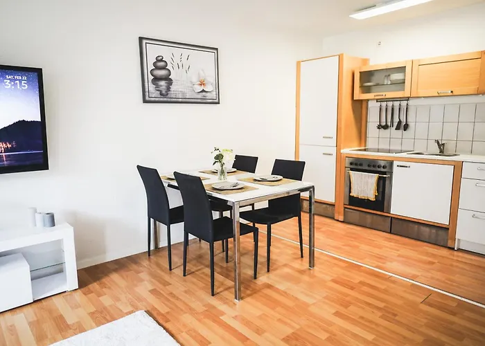 Moderne Ferienwohnung In Leimen Mit Balkon, Wehome Komfort